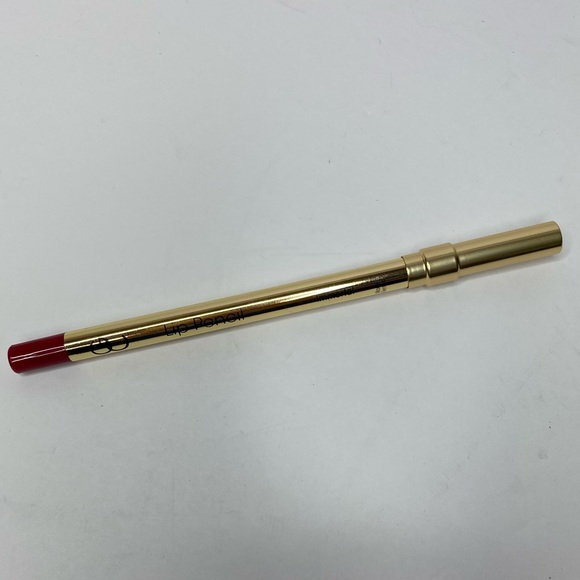🚨3/$30🚨 Gerard Cosmetics Lip Pencil Immortal Red - Picture 1 of 3
